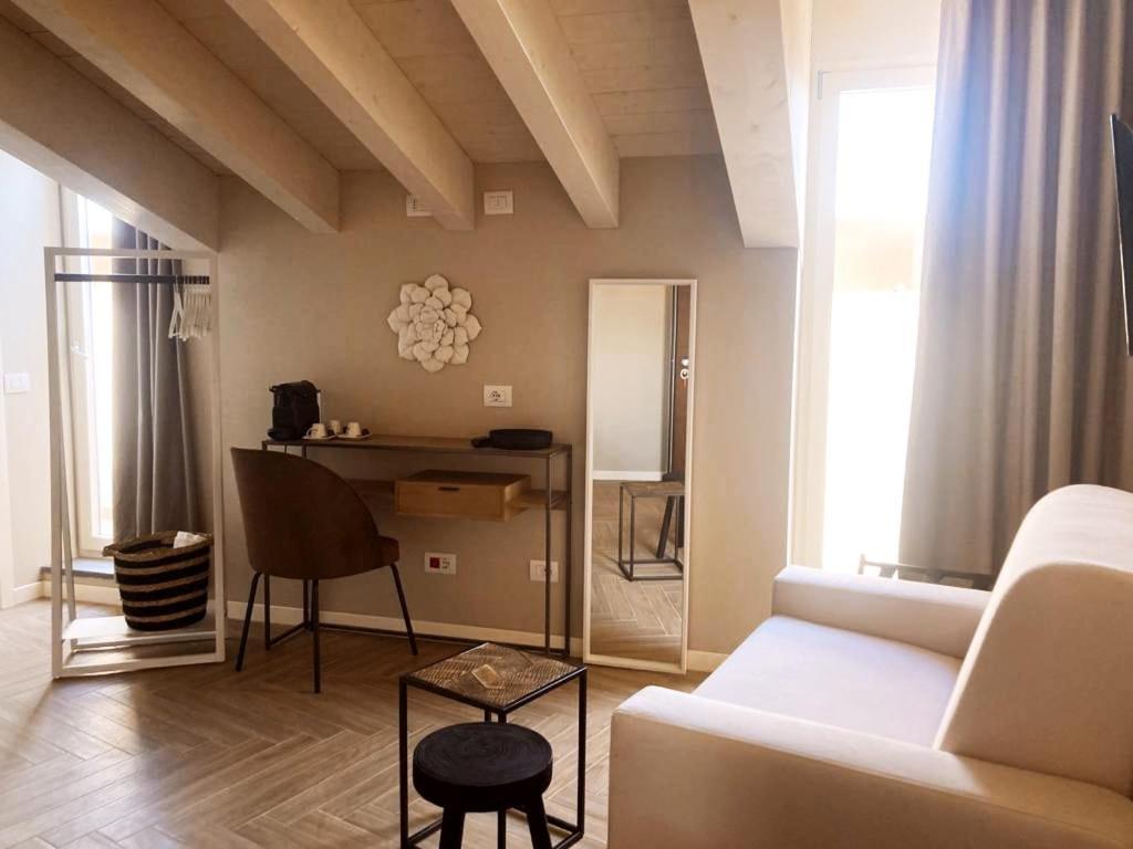 Gatto Bianco Rooms 42 Bergamo Exterior photo